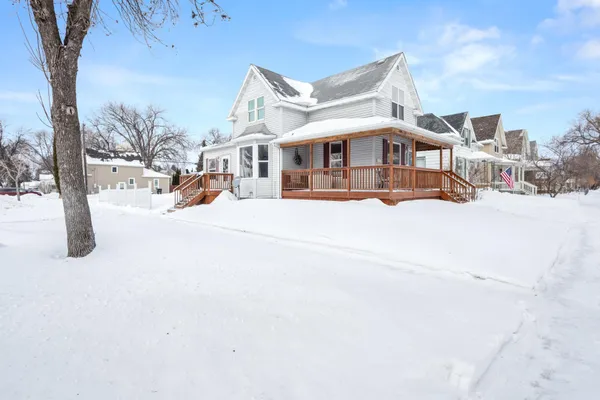 $205,000 | 524 Cherry Street, Grand Forks, ND 58201