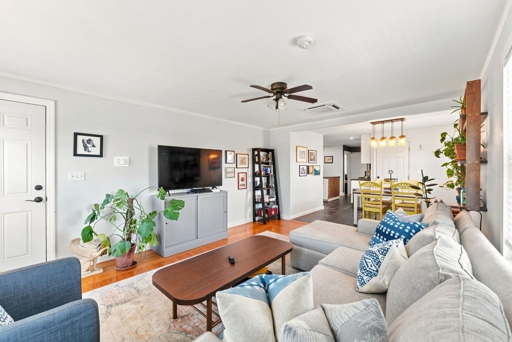 41 Rochambeau Avenue Providence, RI 02906 - Photo 14 of 49 Gallery Image 14