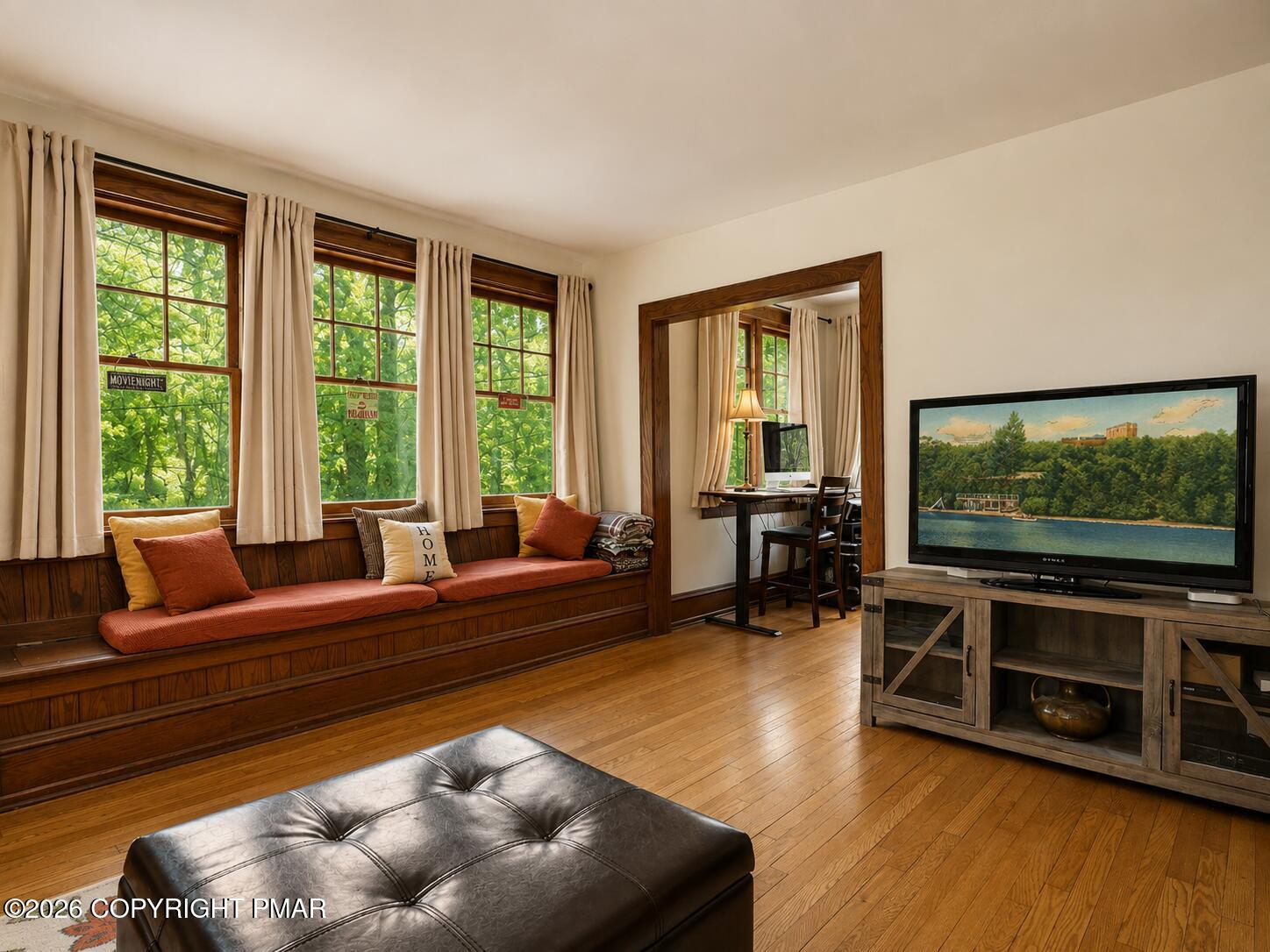 204 Lake Road Swiftwater, PA 18370 - Photo 22 of 56 Family Room-Guest Suite