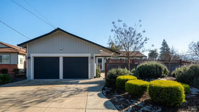 $700,000 | 4020 Sacramento Avenue, Santa Rosa, CA 95405