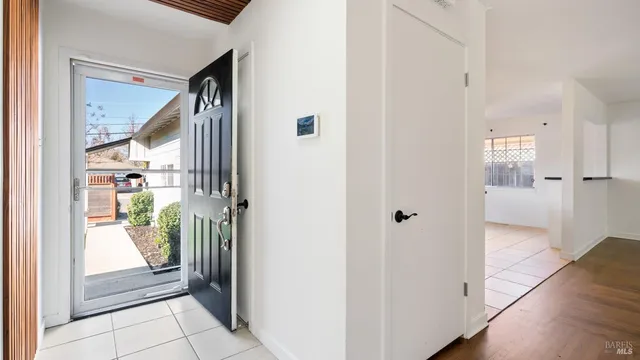 $700,000 | 4020 Sacramento Avenue, Santa Rosa, CA 95405