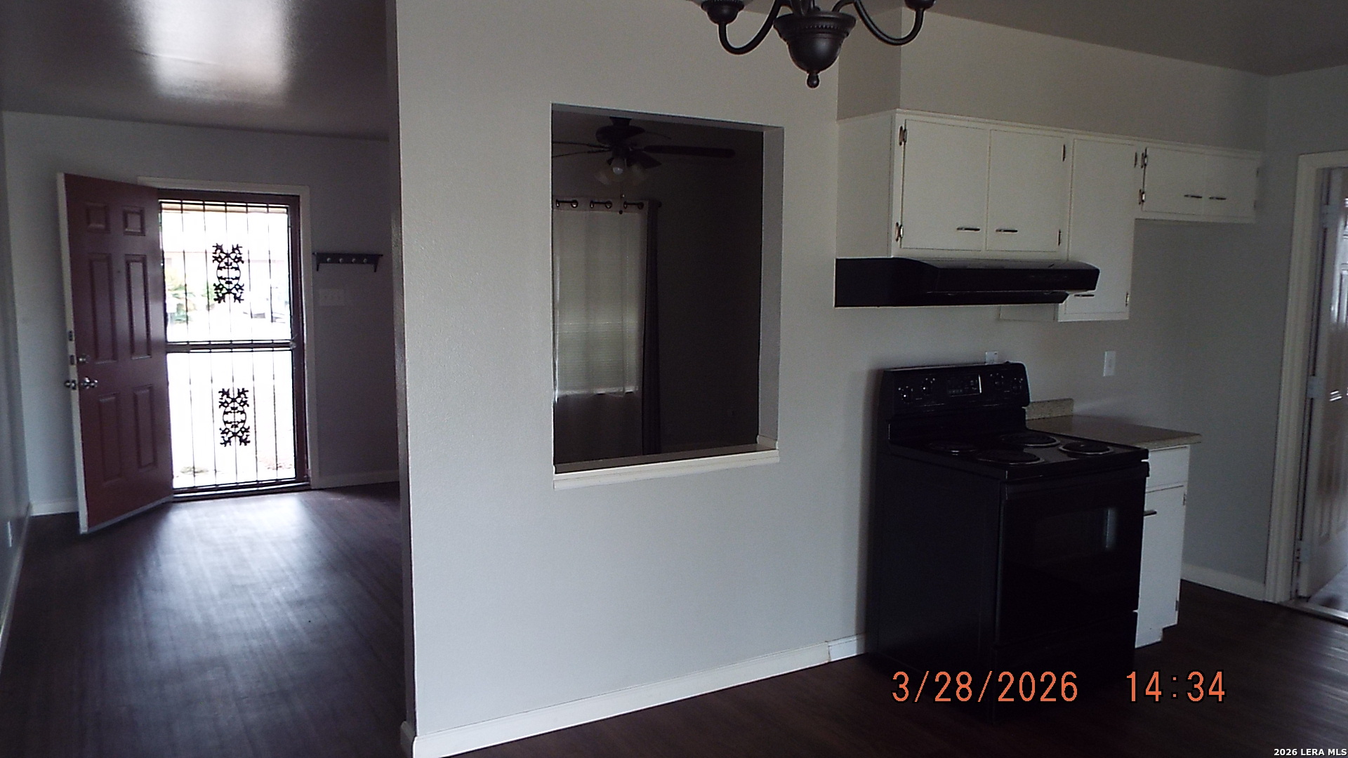 8003 Riata Avenue San Antonio, TX 78227 - Photo 3 of 10