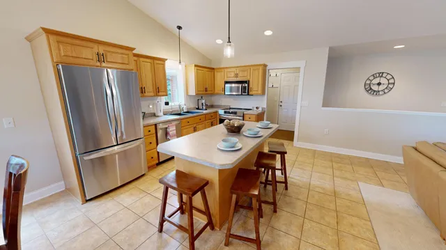 $2,200 | 122 Ridge Road, Unit 4RENT, New London, MN 56273