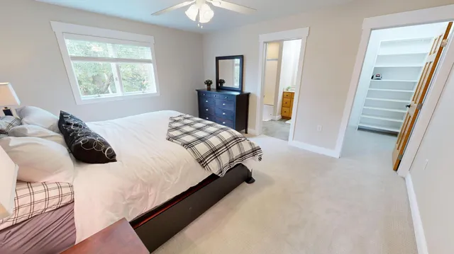 $2,200 | 122 Ridge Road, Unit 4RENT, New London, MN 56273