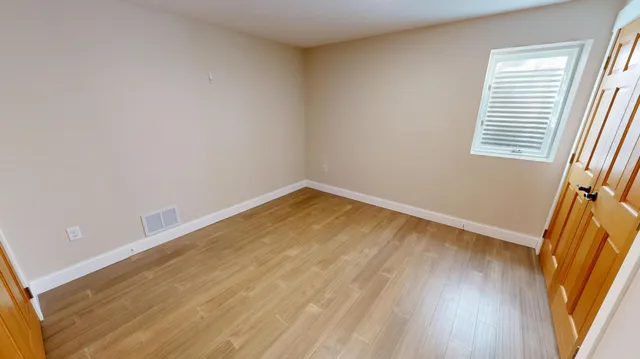 $2,200 | 122 Ridge Road, Unit 4RENT, New London, MN 56273