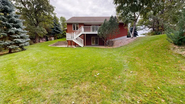 $2,200 | 122 Ridge Road, Unit 4RENT, New London, MN 56273