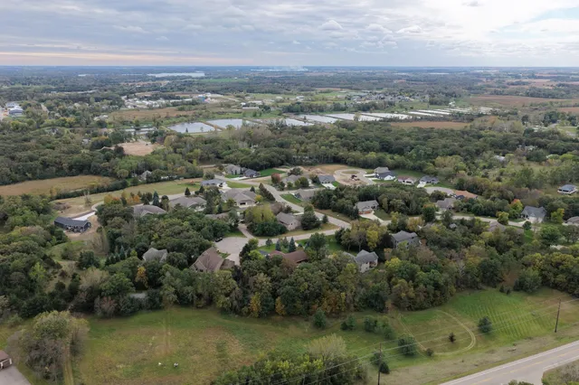 $2,200 | 122 Ridge Road, Unit 4RENT, New London, MN 56273