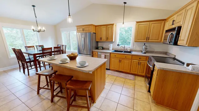 $2,200 | 122 Ridge Road, Unit 4RENT, New London, MN 56273