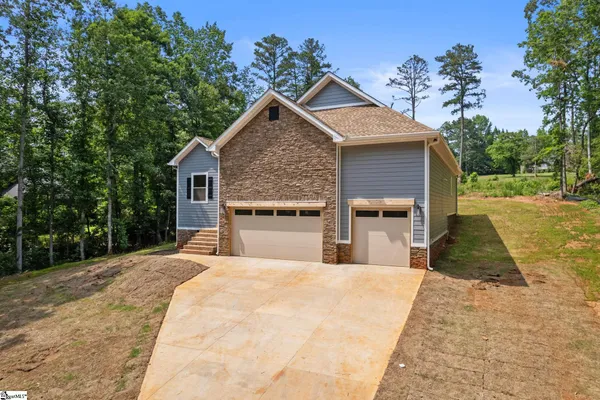 $425,000 | 2705 Brook Hollow Drive, Seneca, SC 29678