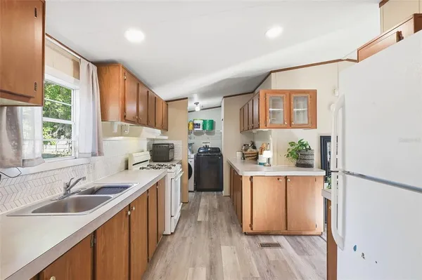 $239,000 | 106 Browns Road, San Mateo, FL 32187