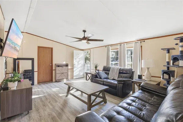 $239,000 | 106 Browns Road, San Mateo, FL 32187