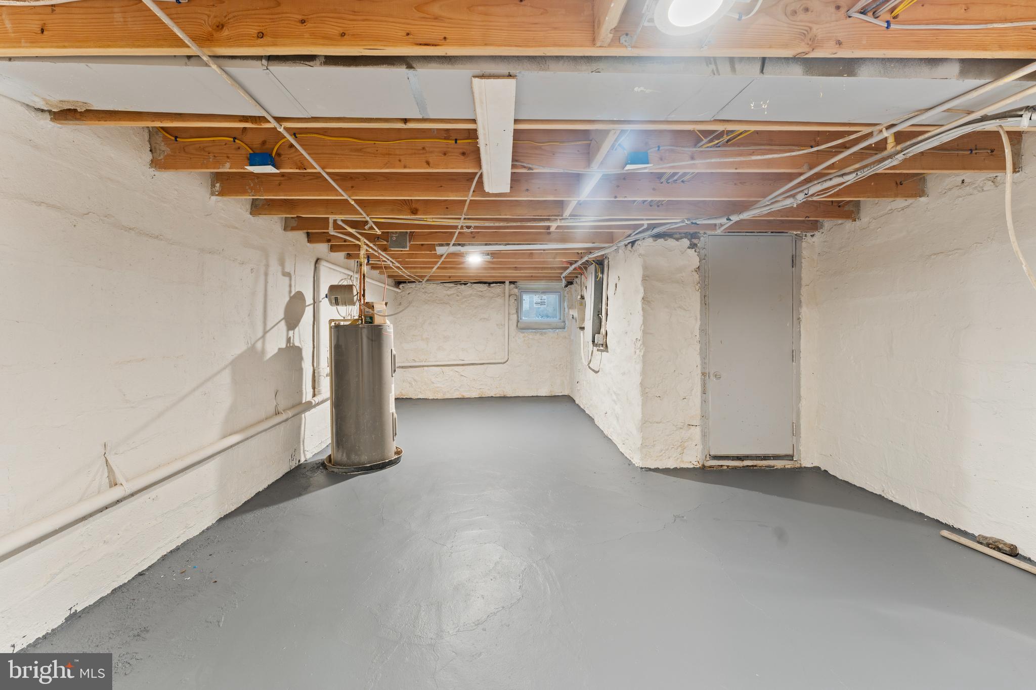 2560 Robb Street Baltimore, MD 21218 - Photo 8 of 19 a view of a room with racks