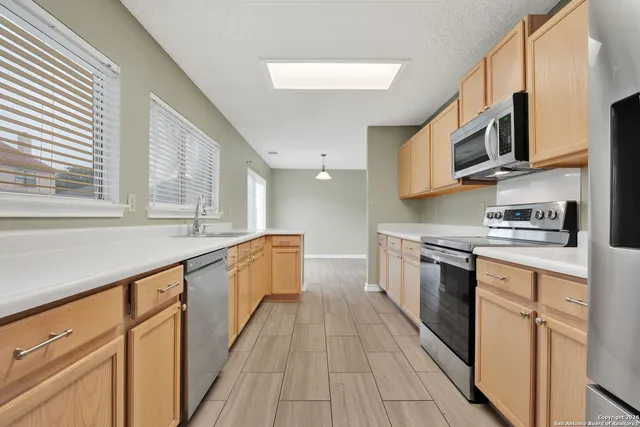 $2,095 | 3321 Fresno Place, Schertz, TX 78154