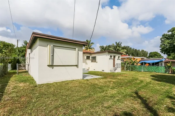 $3,050 | 1078 Northeast 157th Street, North Miami Beach, FL 33162
