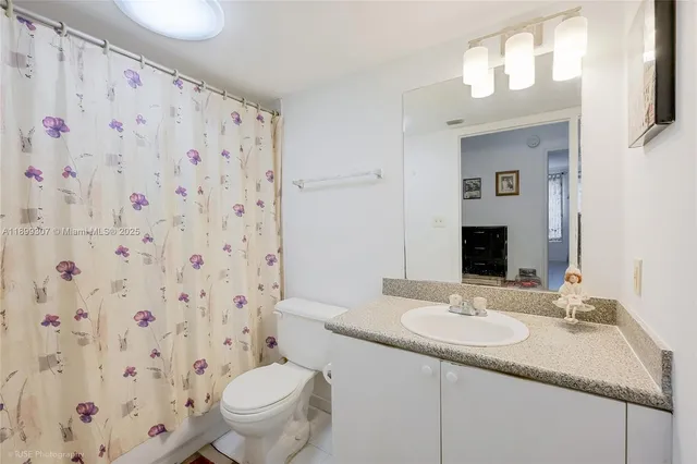 $479,000 | 8900 Collins Avenue, Unit 301, Surfside, FL 33154