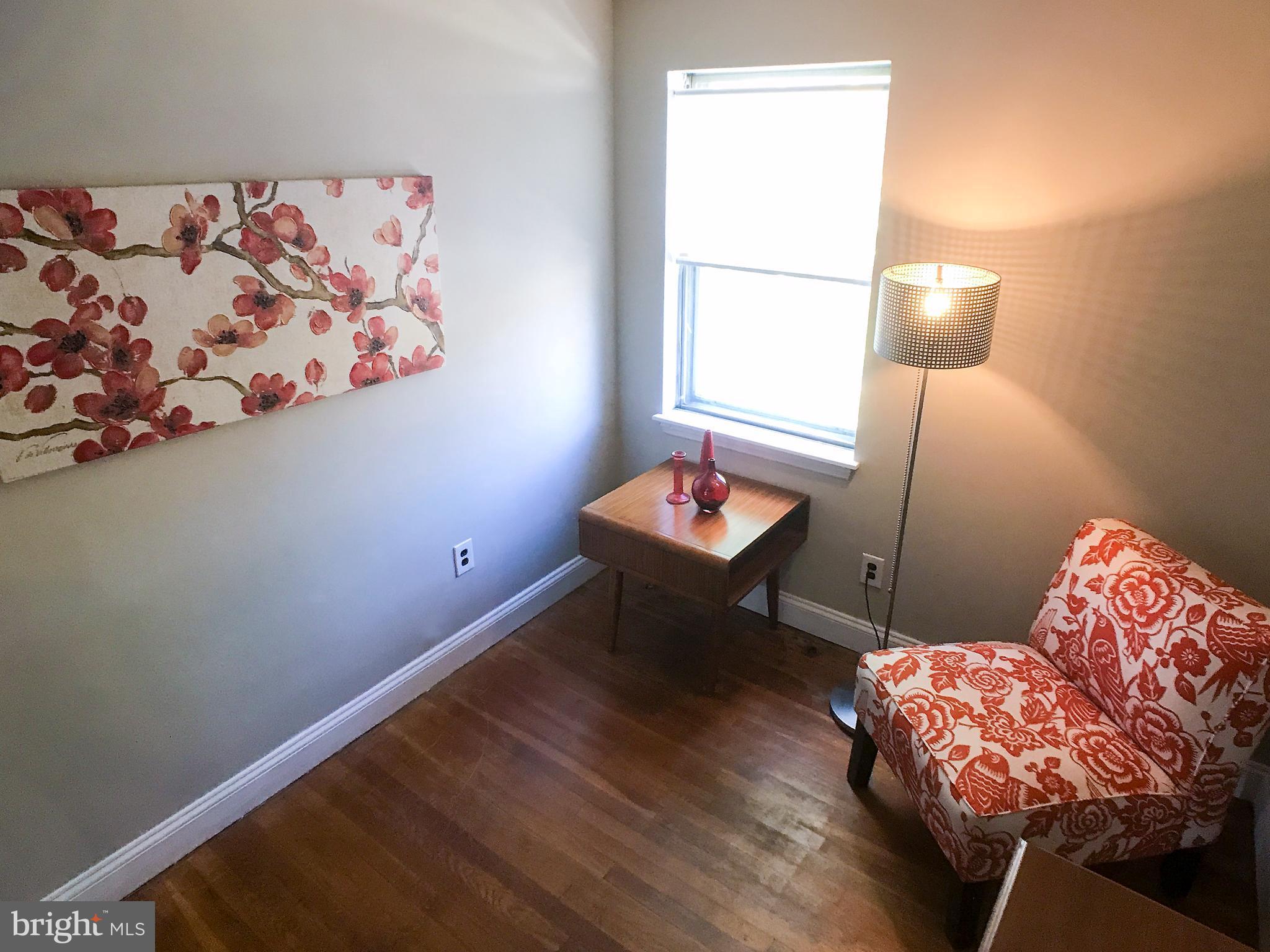 1718 Red Oak Road Baltimore, MD 21234 - Photo 14 of 22 3rd Bedroom