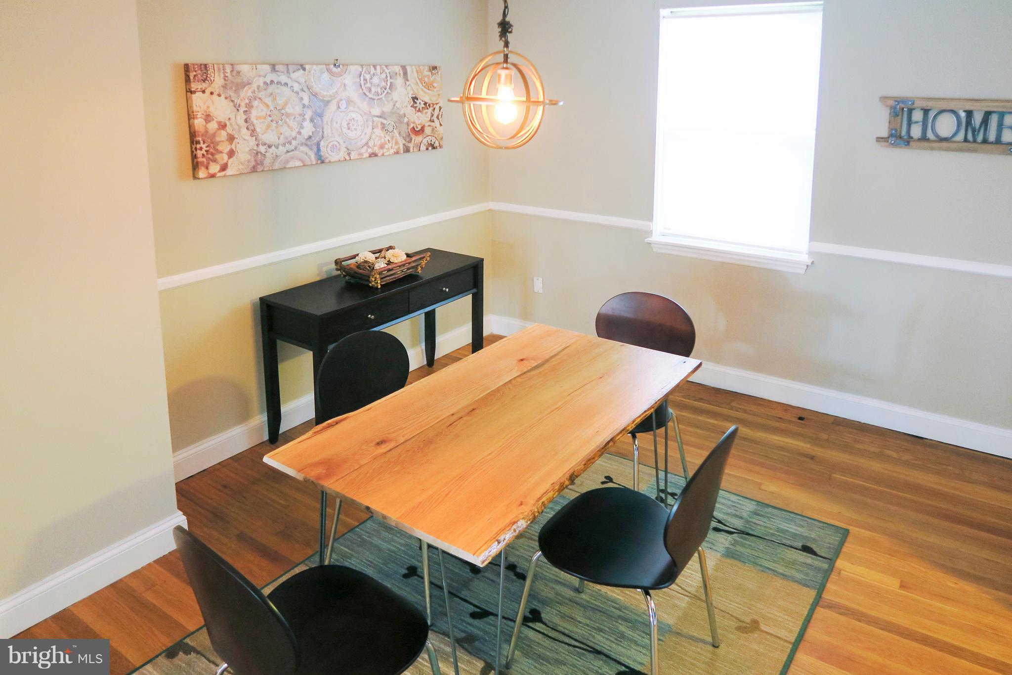 1718 Red Oak Road Baltimore, MD 21234 - Photo 6 of 22 Dining Room