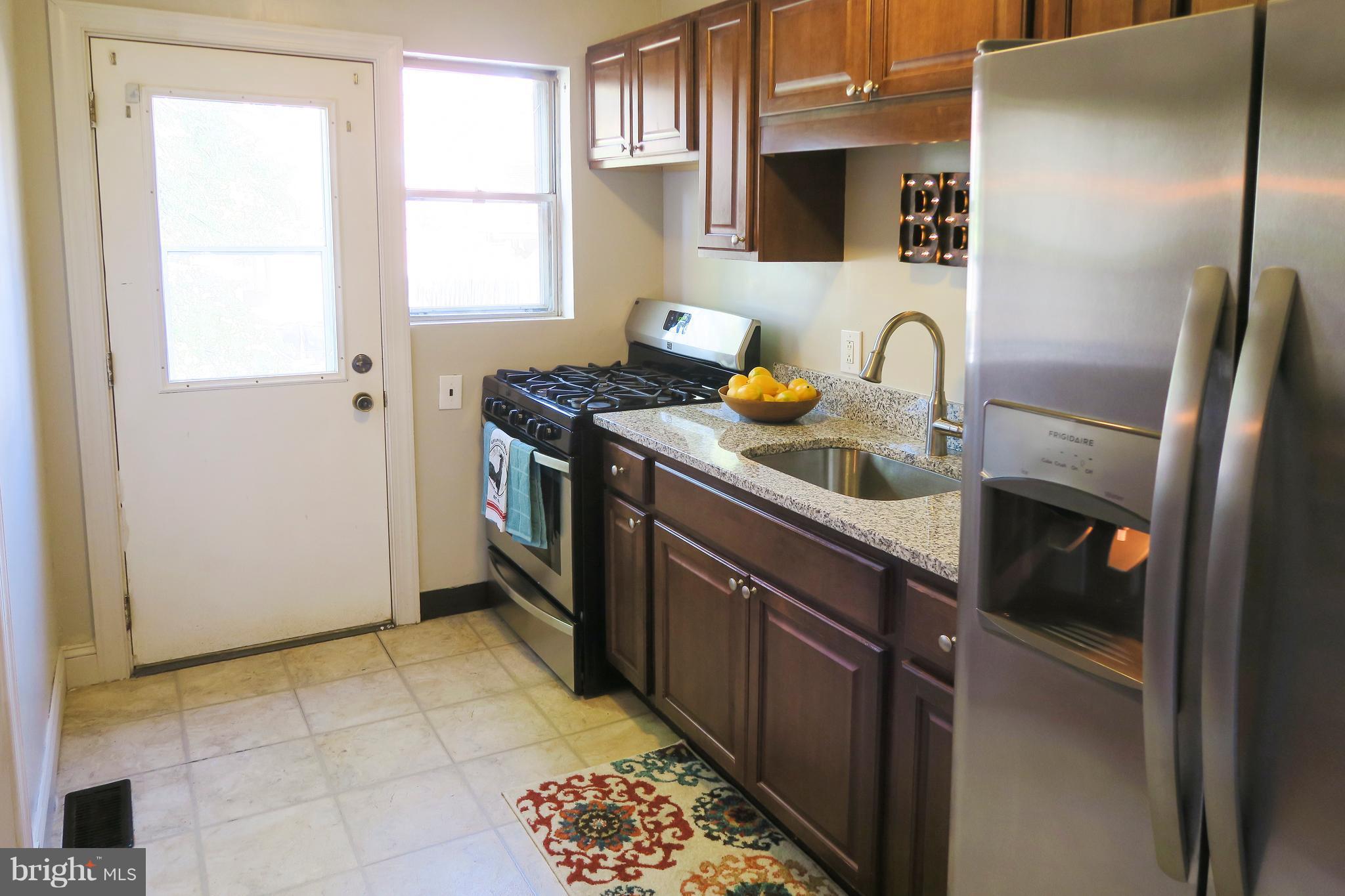 1718 Red Oak Road Baltimore, MD 21234 - Photo 8 of 22 Kitchen with brand new appliances