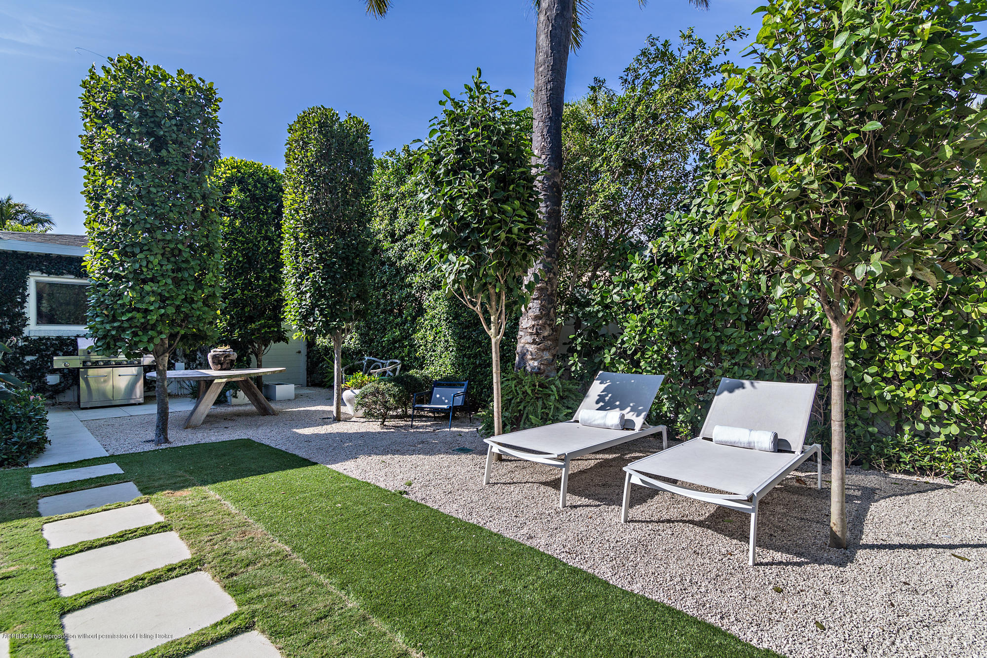 321 Churchill Road West Palm Beach, FL 33405 - Photo 32 of 44 a view of a backyard with sitting area