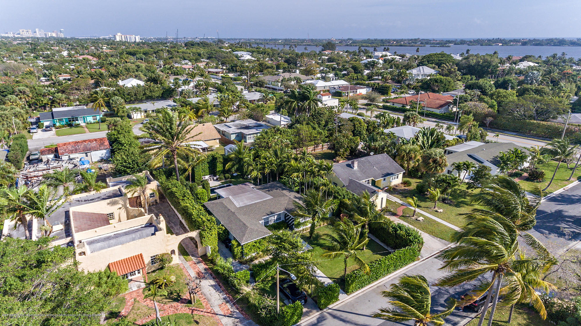 321 Churchill Road West Palm Beach, FL 33405 - Photo 40 of 44 an aerial view of multiple house
