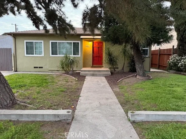 $4,250 | 5851 Satsuma Avenue, North Hollywood, CA 91601