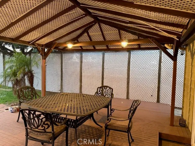 $4,250 | 5851 Satsuma Avenue, North Hollywood, CA 91601