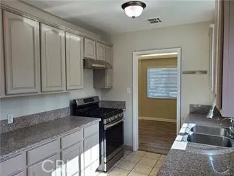 $4,250 | 5851 Satsuma Avenue, North Hollywood, CA 91601