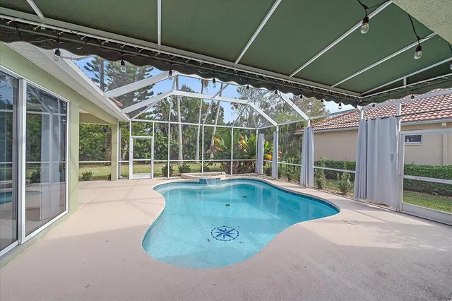 $625,000 | 6619 Pinefeather Court, Bradenton, FL 34203