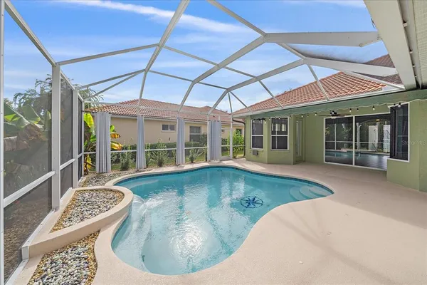 $580,000 | 6619 Pinefeather Court, Bradenton, FL 34203