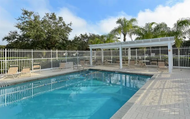 $625,000 | 6619 Pinefeather Court, Bradenton, FL 34203
