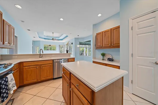 $580,000 | 6619 Pinefeather Court, Bradenton, FL 34203
