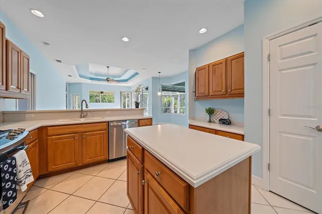 $625,000 | 6619 Pinefeather Court, Bradenton, FL 34203