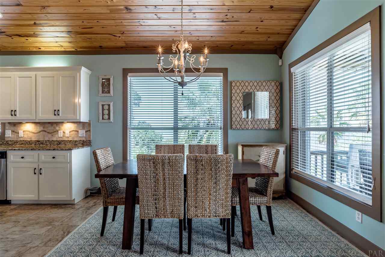 5446 North Shore Road Pensacola, FL 32507 - Photo 14 of 50 Dining with a view!