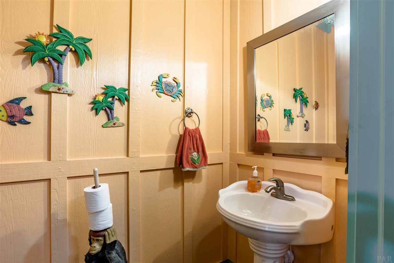 5446 North Shore Road Pensacola, FL 32507 - Photo 31 of 50 1/2 bath downstairs!