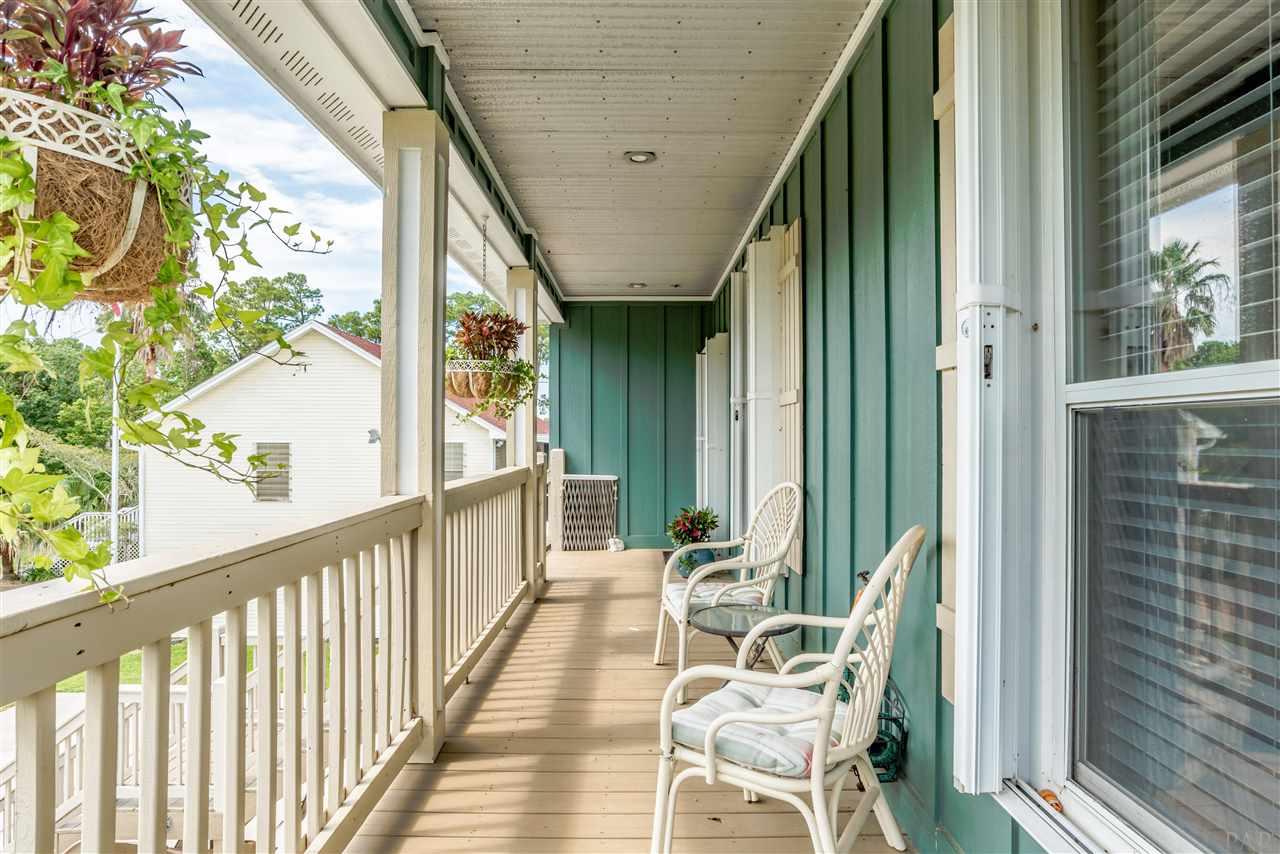 Front porch!