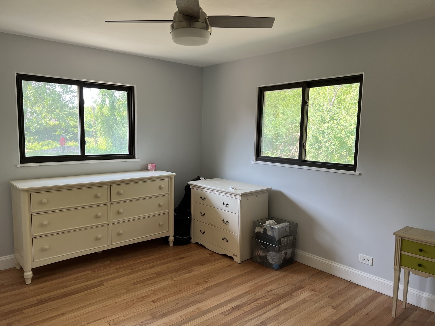 2050 Beechnut Road Northbrook, IL 60062 - Photo 11 of 18 a room with a dresser and a window