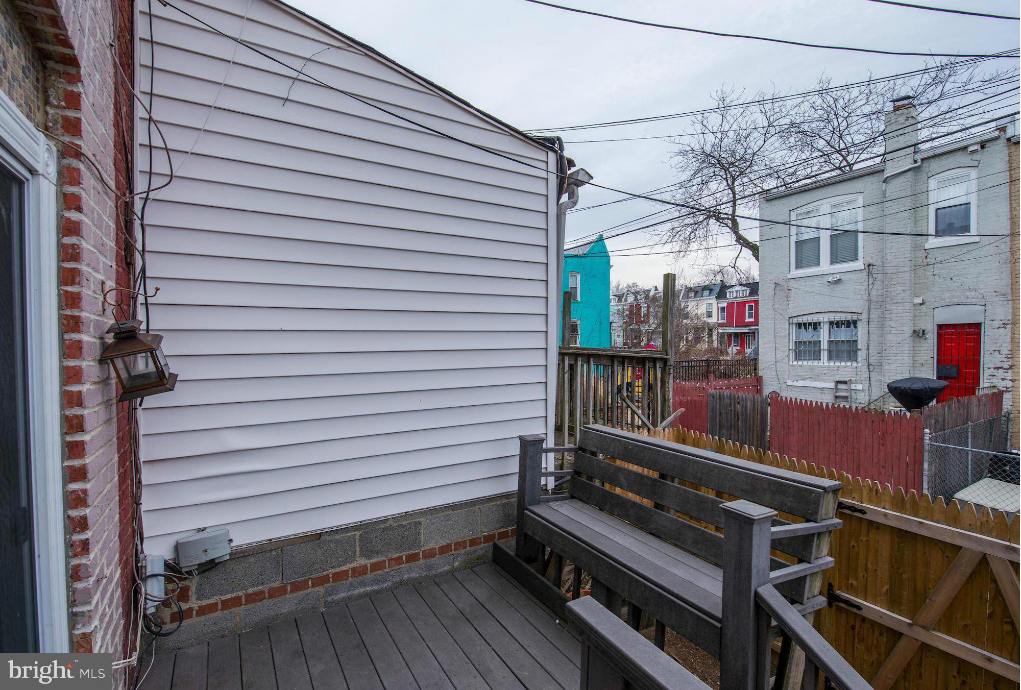 770 Columbia Road Northwest Washington, DC 20001 - Photo 21 of 26 Composite Deck