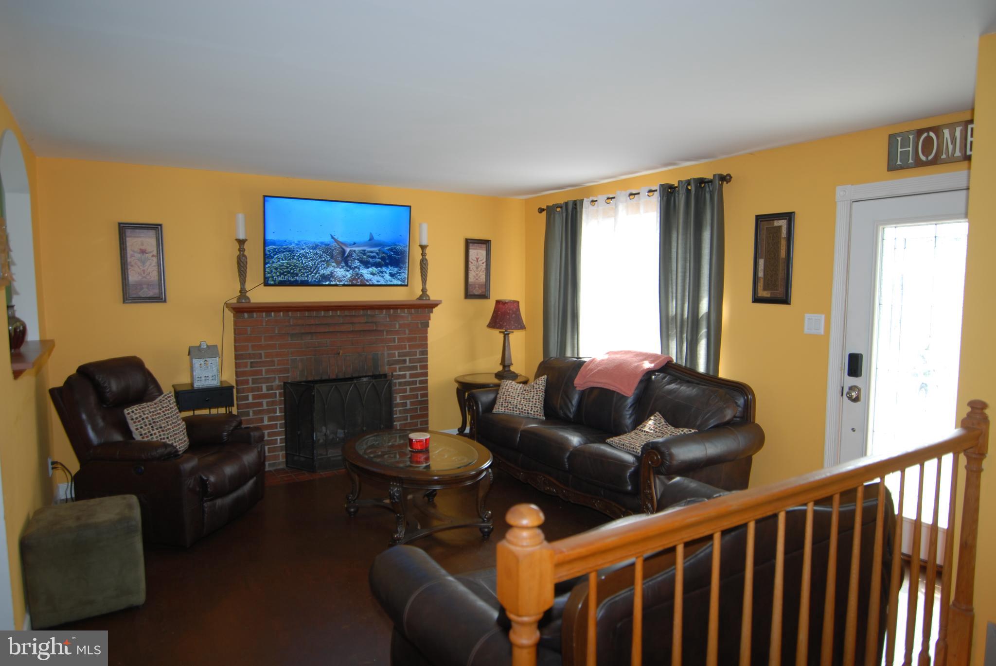 11623 Smithfield Road Manassas, VA 20112 - Photo 6 of 19 Gallery Image 6