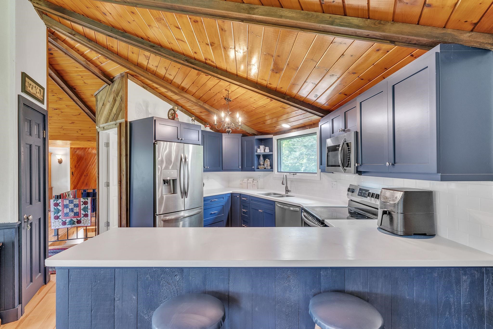 1450 Shaw Mansion Road Waterbury, VT 05677 - Photo 5 of 40 Gallery Image 5