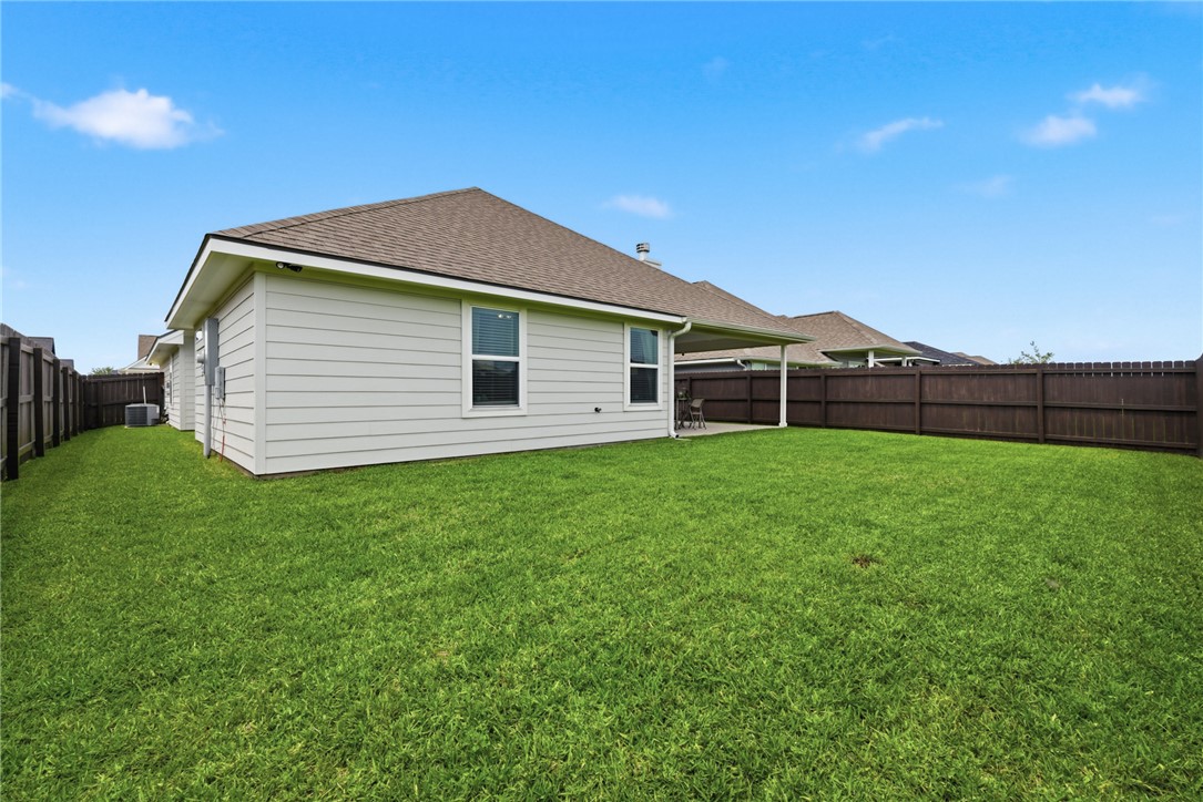 3112 Margaret Rudder Parkway Bryan, TX 77808 - Photo 23 of 24 a front view of house with a garden