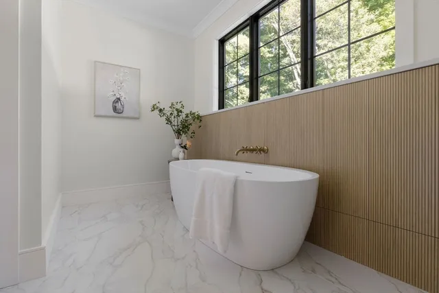 $3,245,000 | 310 Oakland Street, Wellesley, MA 02481