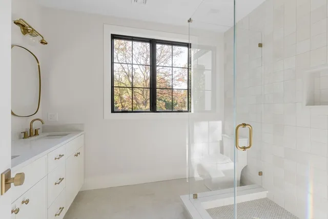 $3,245,000 | 310 Oakland Street, Wellesley, MA 02481