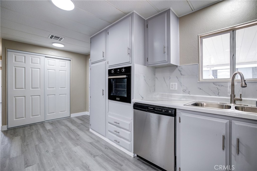 3700 Buchanan Street, Unit 58 Corona, CA 92503 - Photo 23 of 37