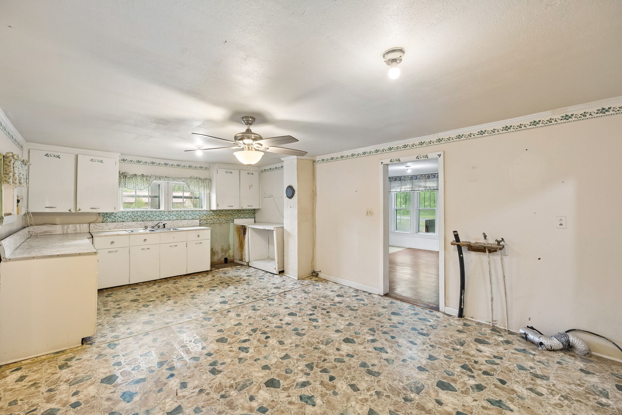 38 Holland Road Morrison, TN 37357 - Photo 9 of 23