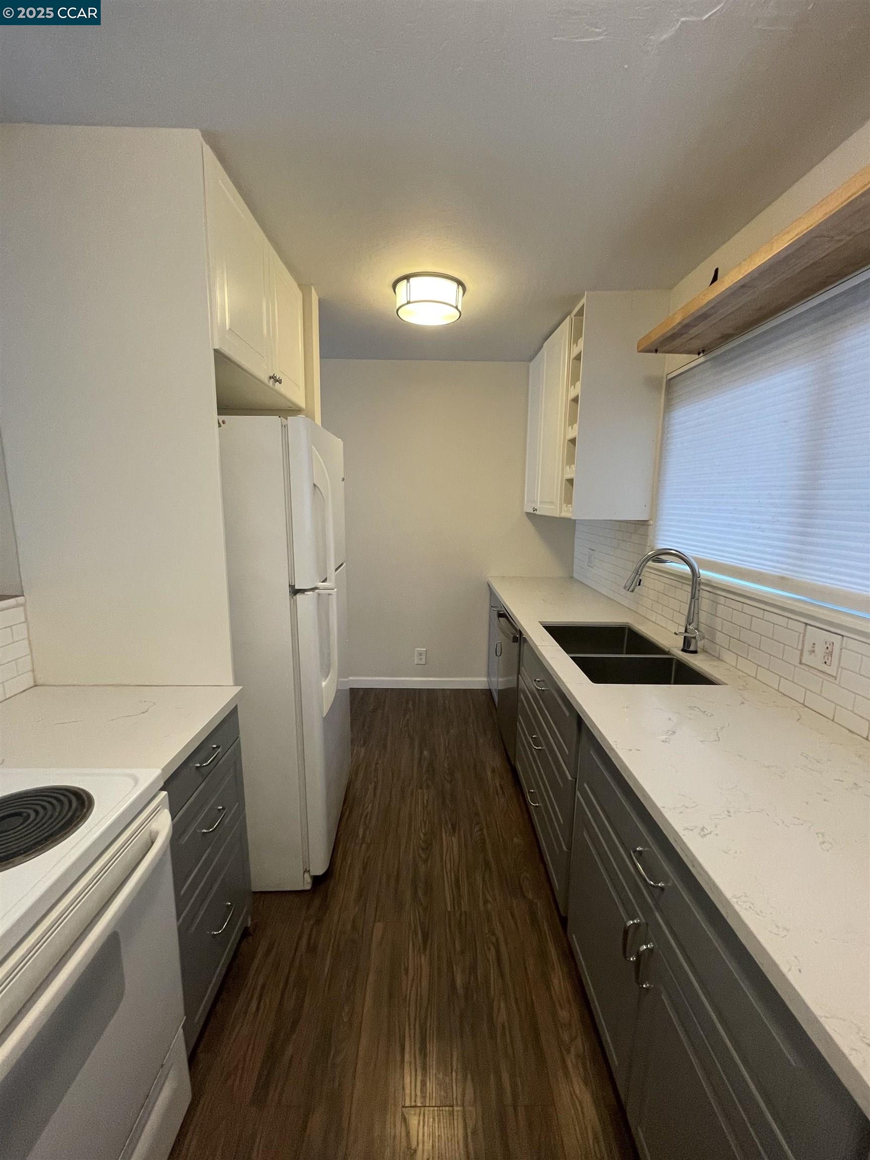 3 Embarcadero, Unit 233 Oakland, CA 94607 - Photo 20 of 28