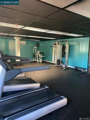 $350,000 | 3 Embarcadero, Unit 233, Oakland, CA 94607