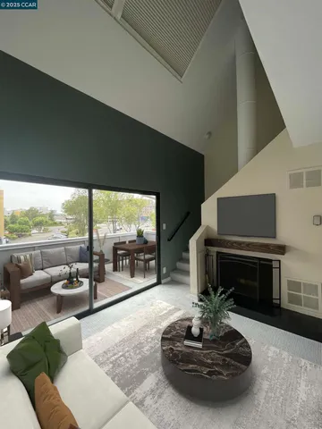 $350,000 | 3 Embarcadero, Unit 233, Oakland, CA 94607