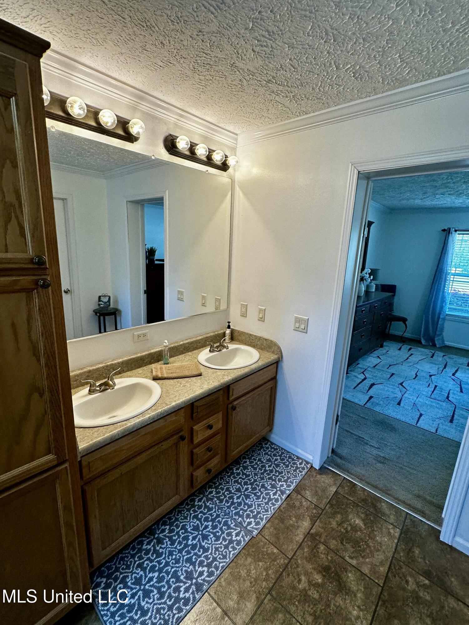 20 Longmire Road Natchez, MS 39120 - Photo 13 of 20 master sink