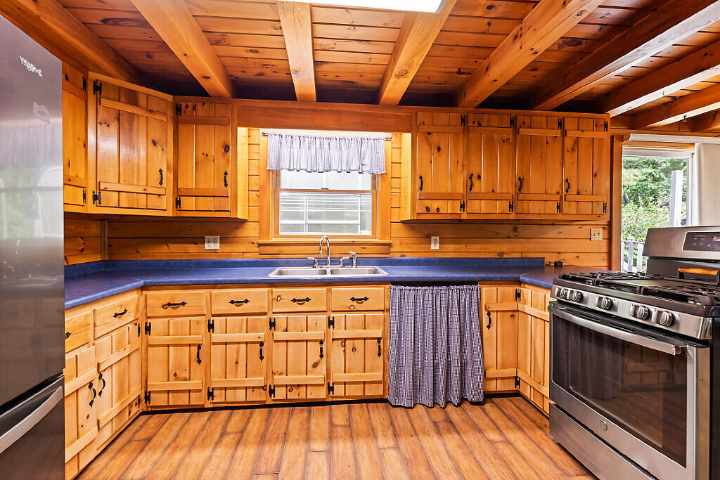 111 Gile Road Fayette, ME 04349 - Photo 10 of 51 19_BP5A9242_DxO_mls