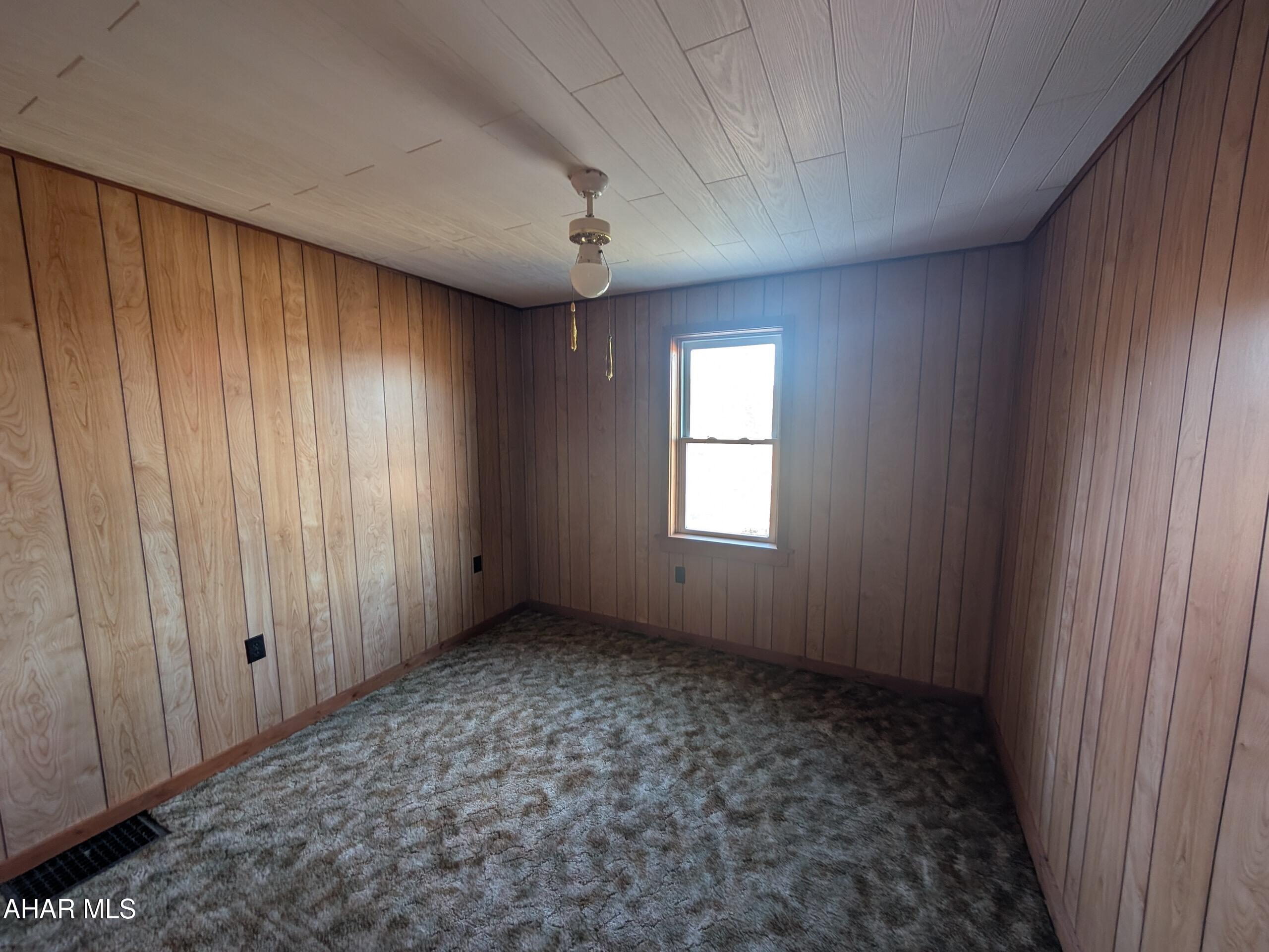 3549 Mill Road Duncansville, PA 16635 - Photo 14 of 22